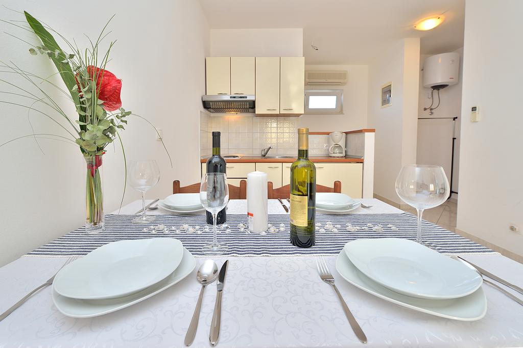 Sara Apartments Petrcane Phòng bức ảnh