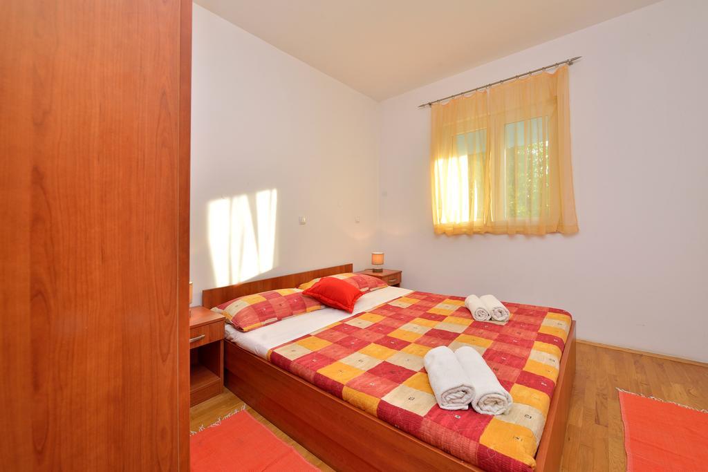 Sara Apartments Petrcane Phòng bức ảnh