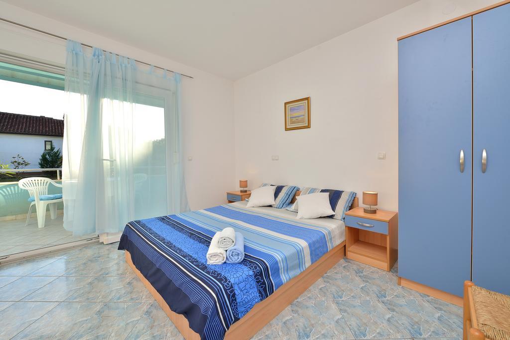 Sara Apartments Petrcane Phòng bức ảnh