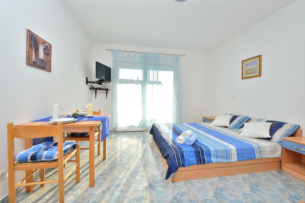 Sara Apartments Petrcane Phòng bức ảnh