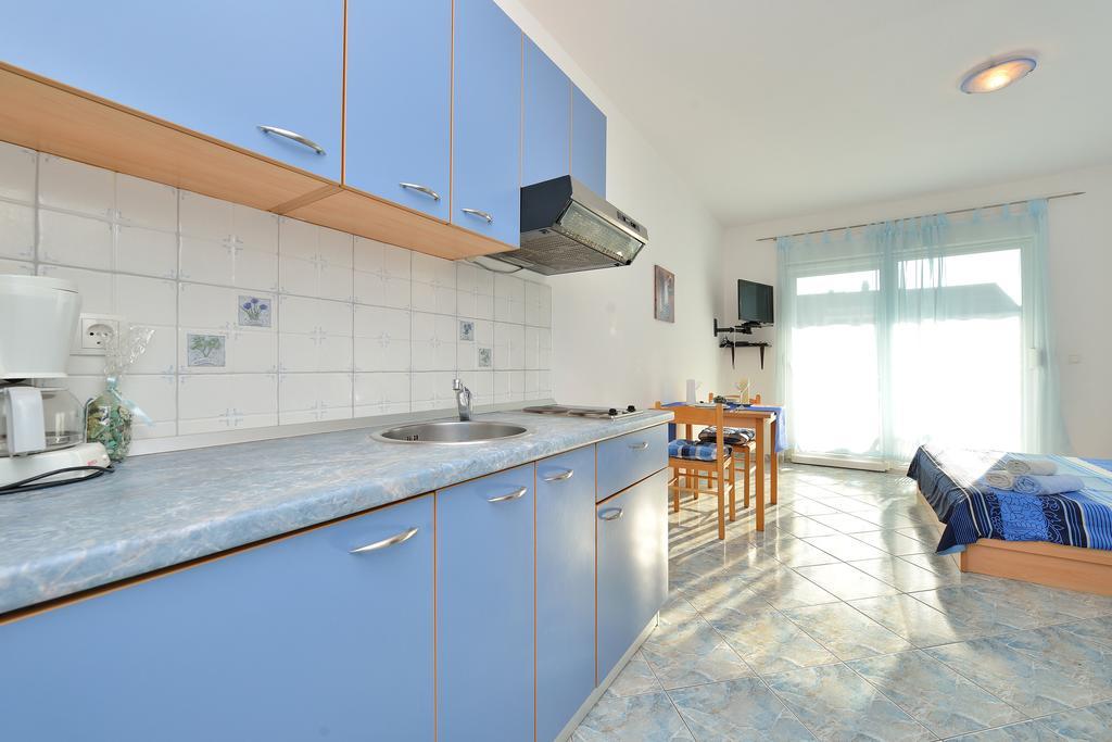 Sara Apartments Petrcane Phòng bức ảnh